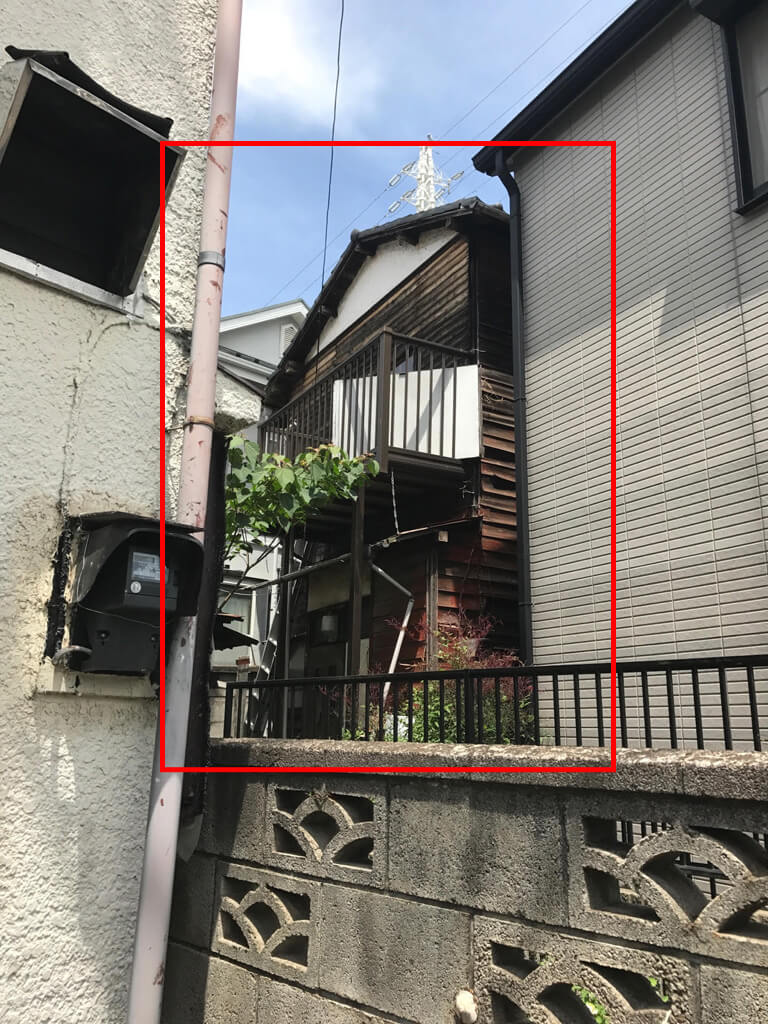 成田東　ゴミの家　再建築不可の家 外観