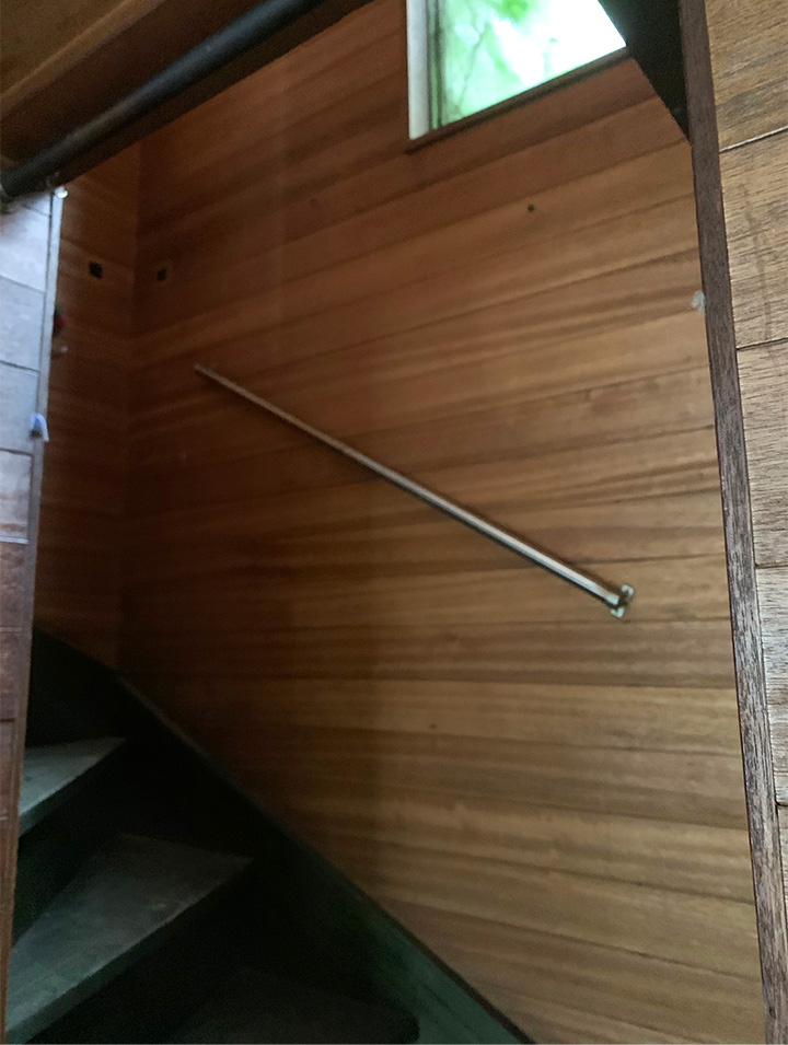 間口1.7mの、建てられない家