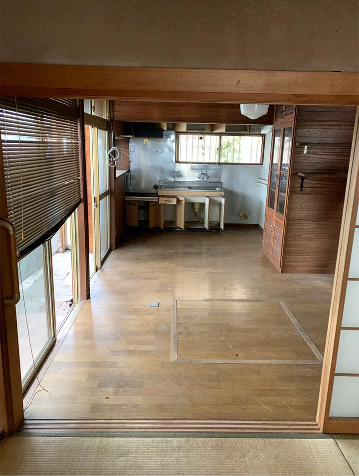 間口1.7mの、建てられない家