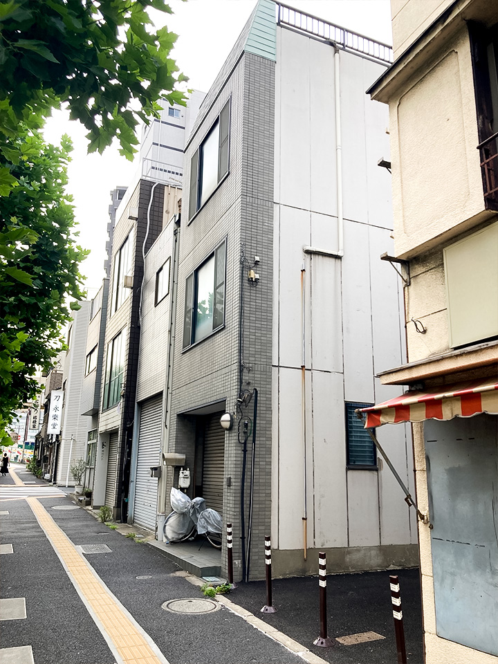 行き場をなくした、3.5坪の土地|両国