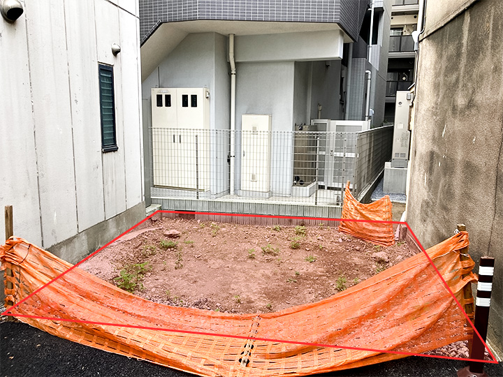 行き場をなくした、3.5坪の土地|両国